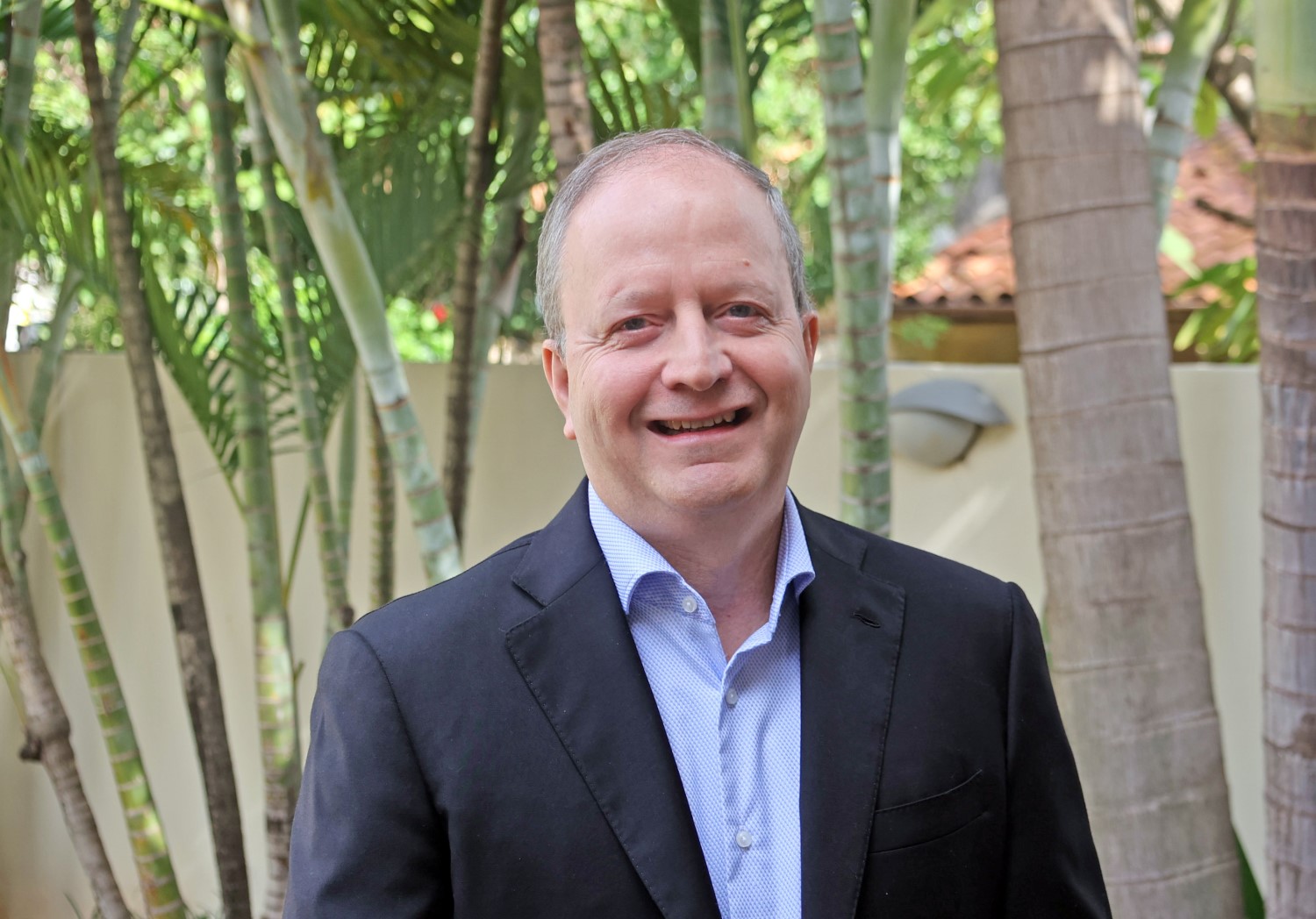 CONFIRMADO: CARLOS FERNÁNDEZ VALDOVINOS DEJA EL CARGO DE MINISTRO DE ECONOMÍA Y FINANZAS
    
    <div class=